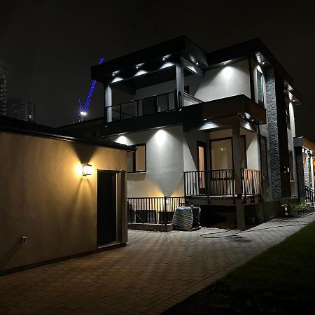 Wecare Guest Suite Burnaby Exterior foto