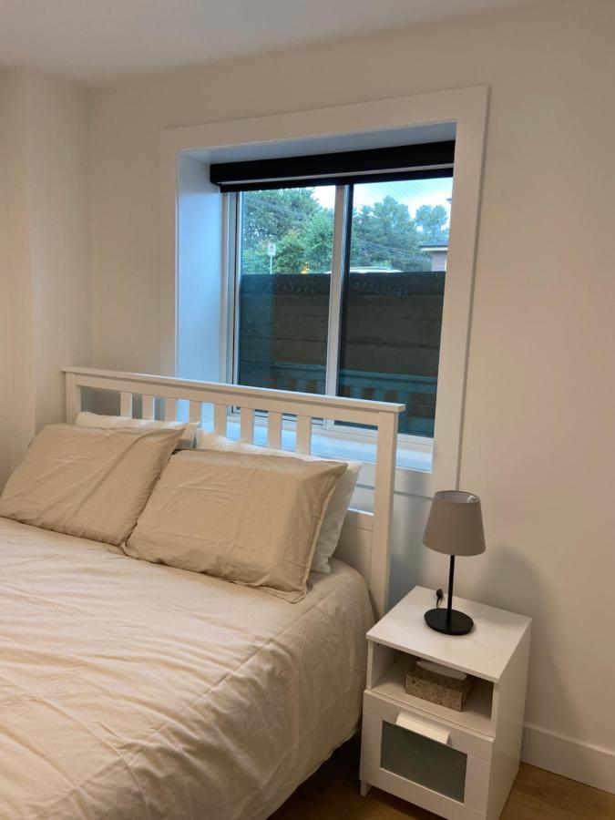 Wecare Guest Suite Burnaby Exterior foto